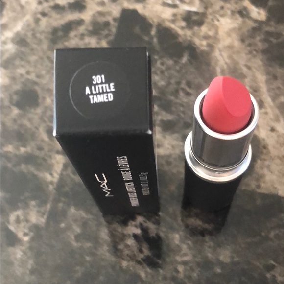 mac powder kiss 301